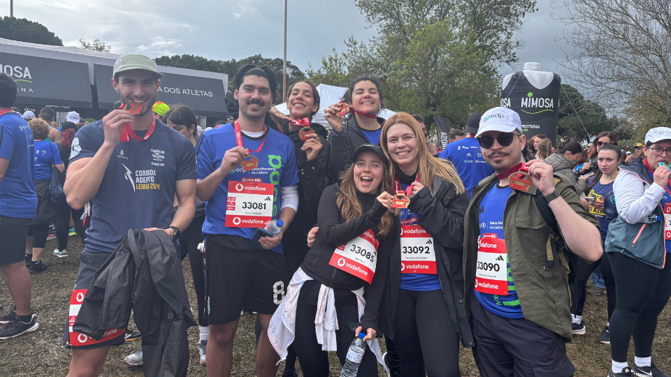 Syoners participating in a running race