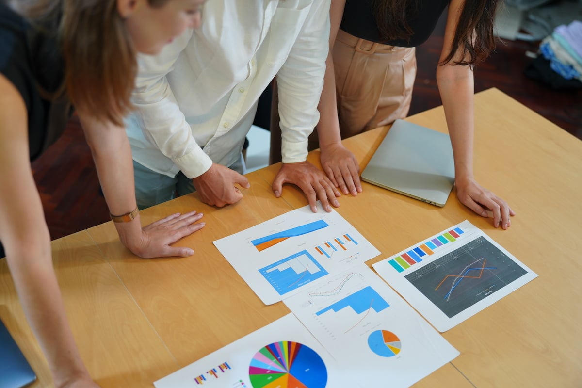 Syone Elastic data driven decisions